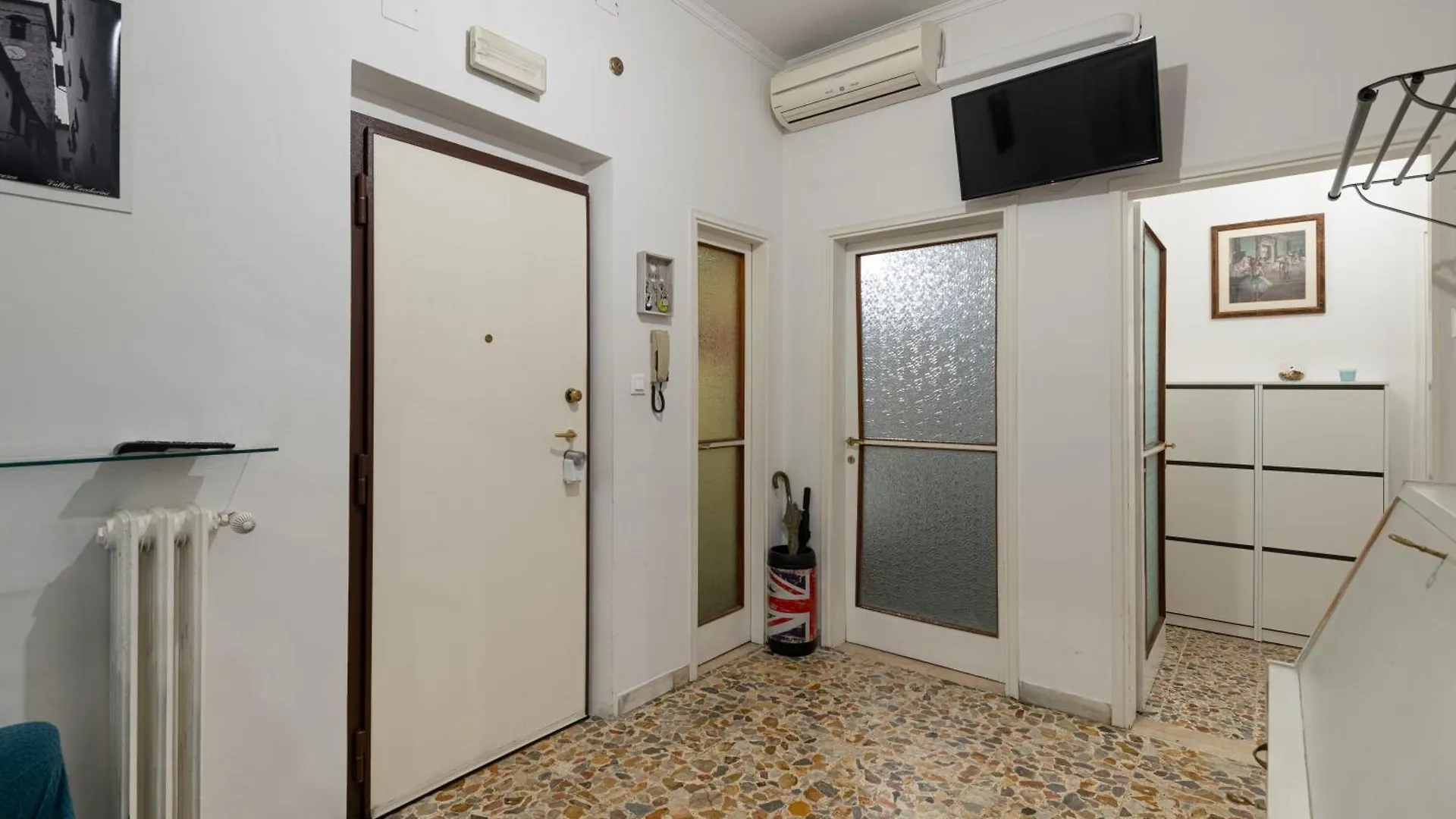 Comfortable Apartment 10 Minutes From City Center فلورنس 0*,  إيطاليا